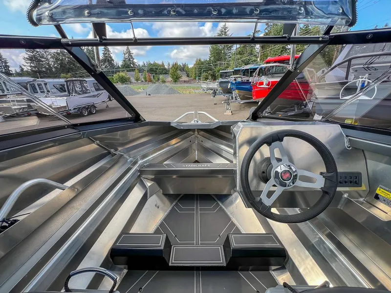 Slide: The Image of Stabi-Craft 1550 Fisher 2026 - 8