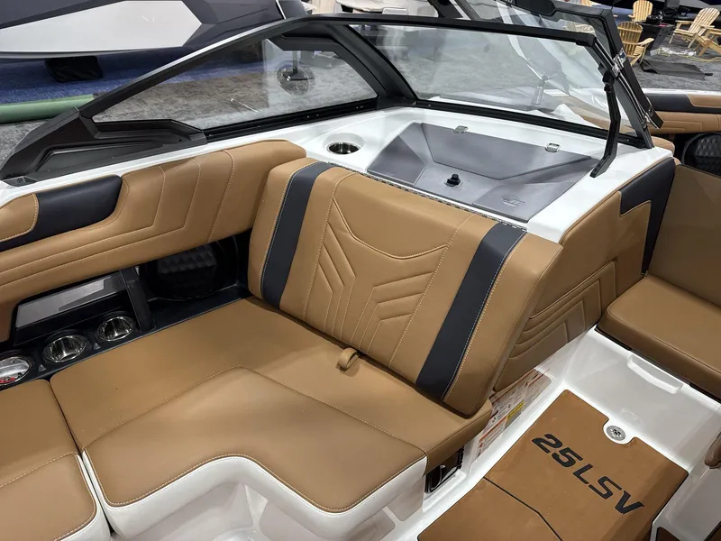 Slide: The Image of Malibu 25 LSV 2025 - 13