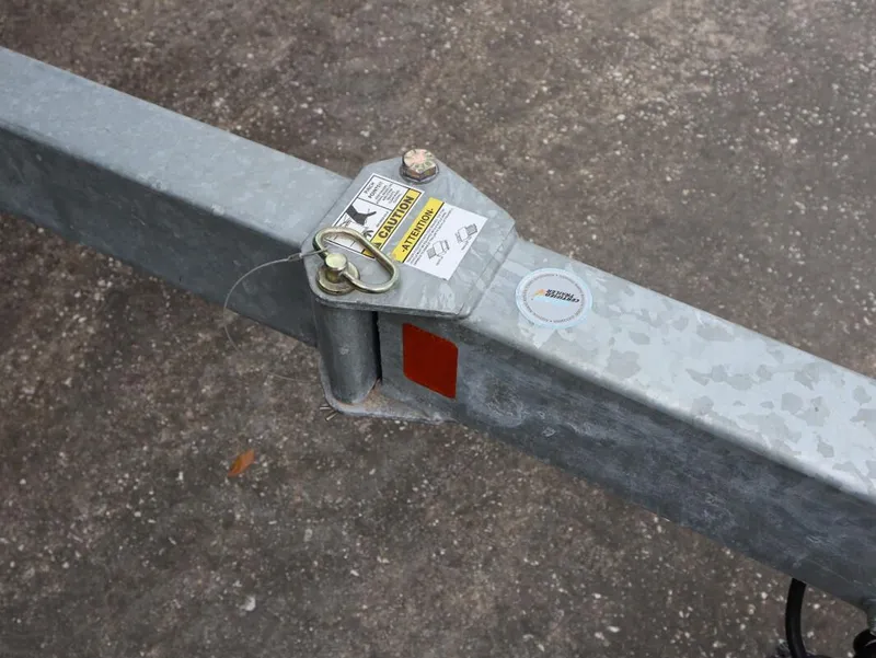 Slide: The Image of Bayliner VR4 2021 - 13