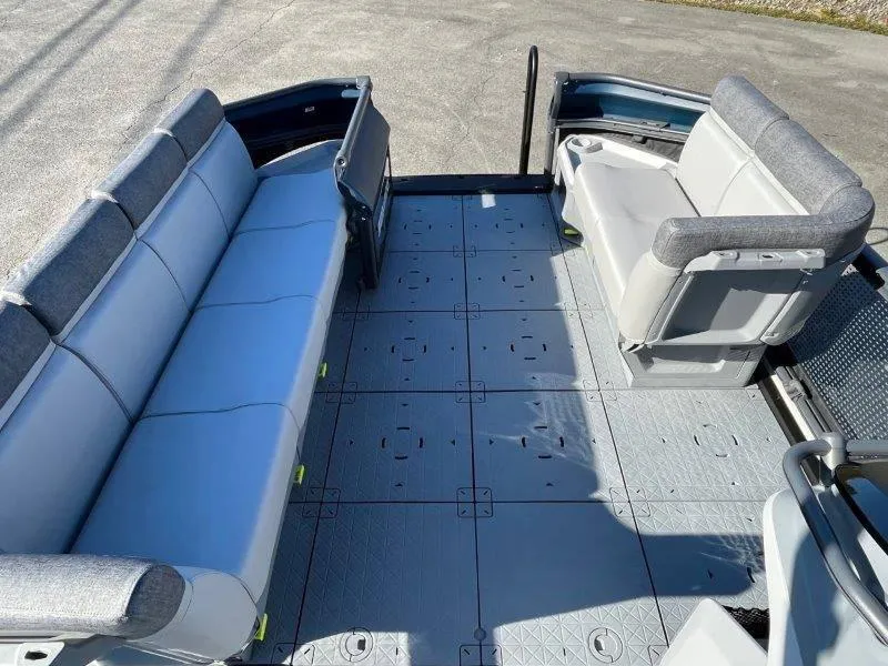 Slide: The Image of 2024 Sea-Doo Switch Cruise 21' 230HP interior seating and deck view. - 34