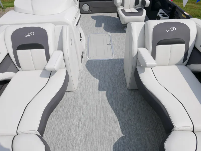Slide: The Image of 2022 Barletta Corsa 23UC boat interior with luxurious seating and modern design. - 7