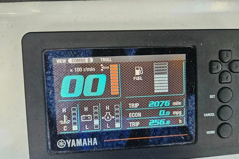 Slide: The Image of Yamaha boat display showing trip data and fuel levels on a 2020 Sea Hunt BX 25 BR. - 19