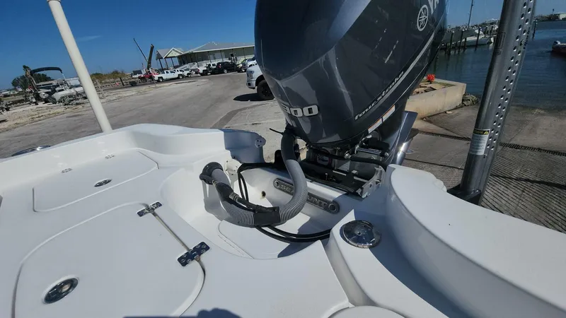 Slide: The Image of 2020 Sea Hunt BX 25 BR boat with Yamaha outboard motor at dock. - 8