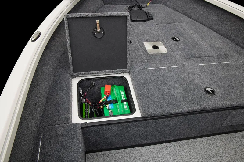 Slide: The Image of Ranger Boats VS1665T 2024 - 33