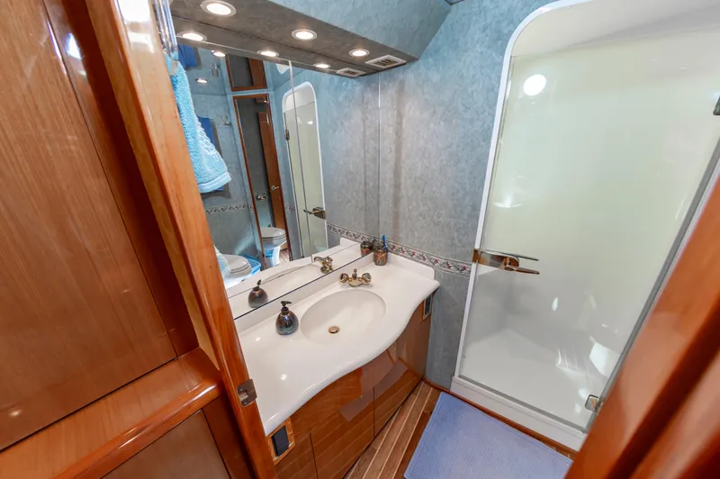 Slide: The Image of Viking 61 Convertible 2003 - 59