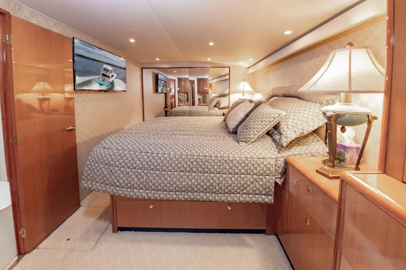 Slide: The Image of Viking 61 Convertible 2003 - 60