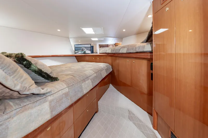 Slide: The Image of Viking 61 Convertible 2003 - 64