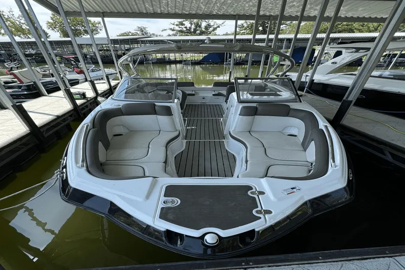 Slide: The Image of Yamaha 242 2012 - 10