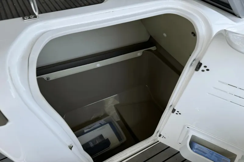 Slide: The Image of Yamaha 242 2012 - 13