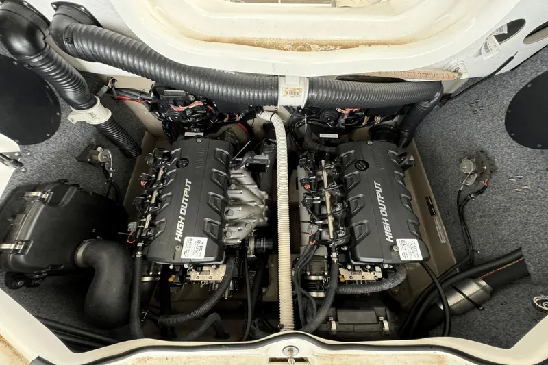 Slide: The Image of Yamaha 242 2012 - 17