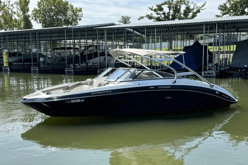 Slide: The Image of Yamaha 242 2012 - 3