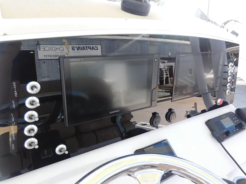 Slide: The Image of Sportsman Masters 227 Bay Boat 2019 - 18