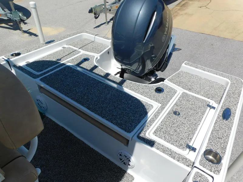 Slide: The Image of Sportsman Masters 227 Bay Boat 2019 - 29