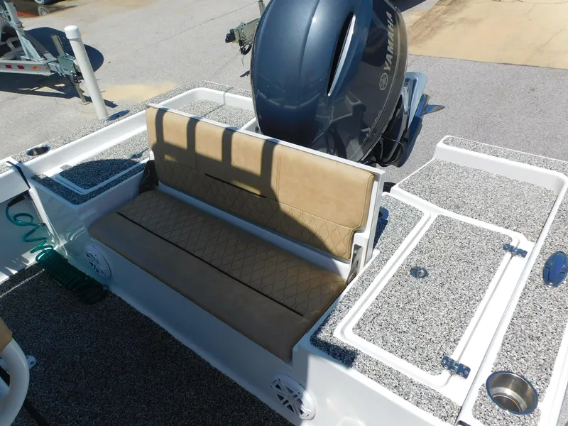 Slide: The Image of Sportsman Masters 227 Bay Boat 2019 - 30