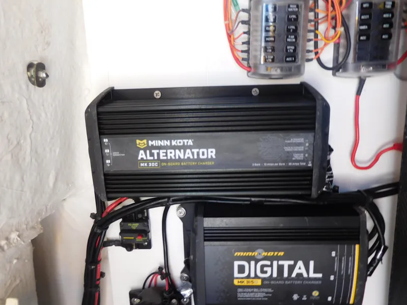 Slide: The Image of Sportsman Masters 227 Bay Boat 2019 - 34