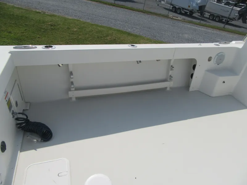 Slide: The Image of 2018 Parker 2320 SL Sport Cabin boat deck, spacious and clean layout. - 11