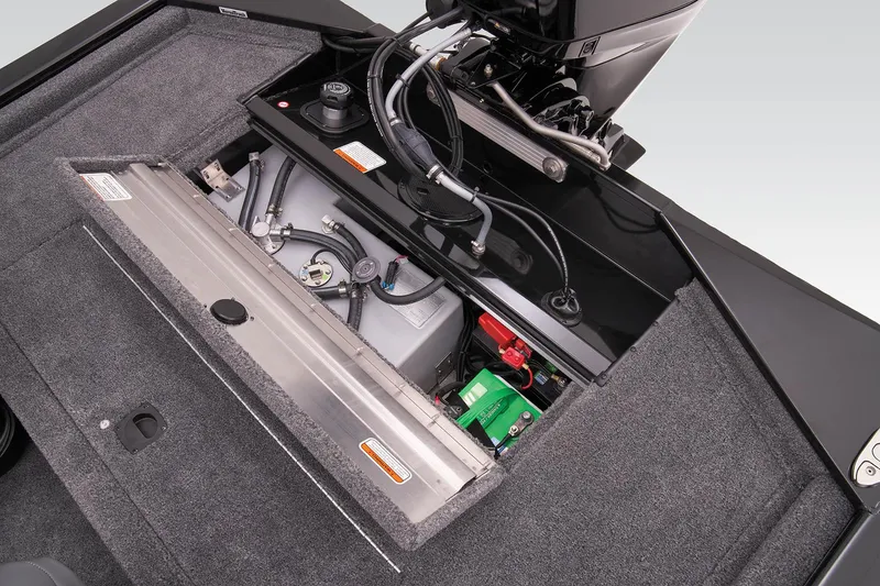 Slide: The Image of Tracker Pro 170 2023 - 35