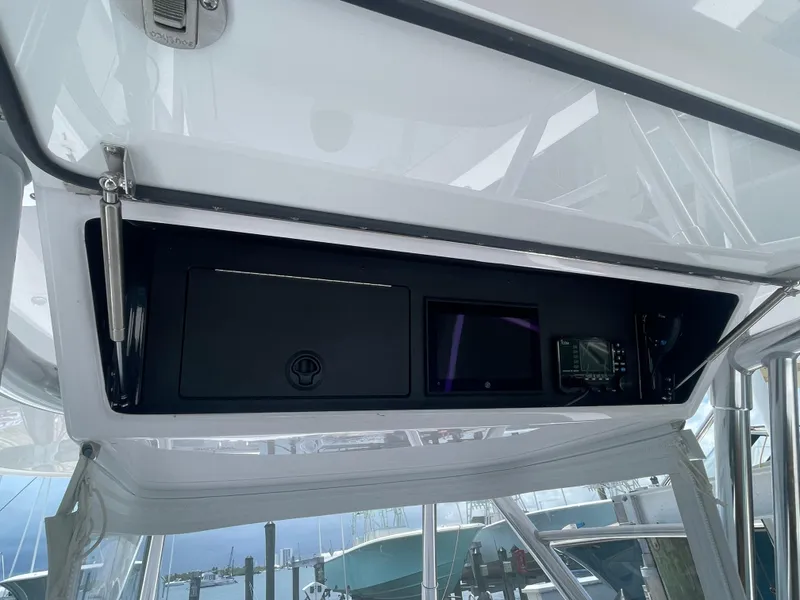 Slide: The Image of Bahama 35 Open 2025 - 8