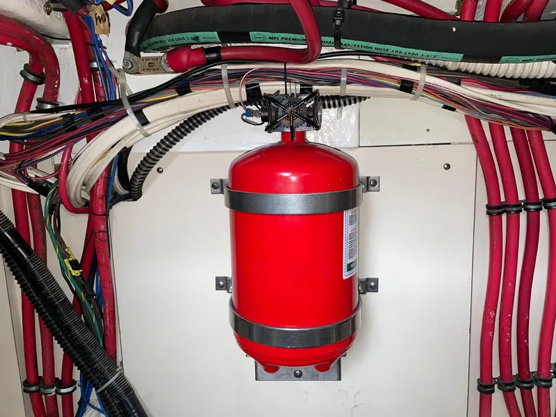 Slide: The Image of Maxum 4600 Custom SCB 1997 - 84