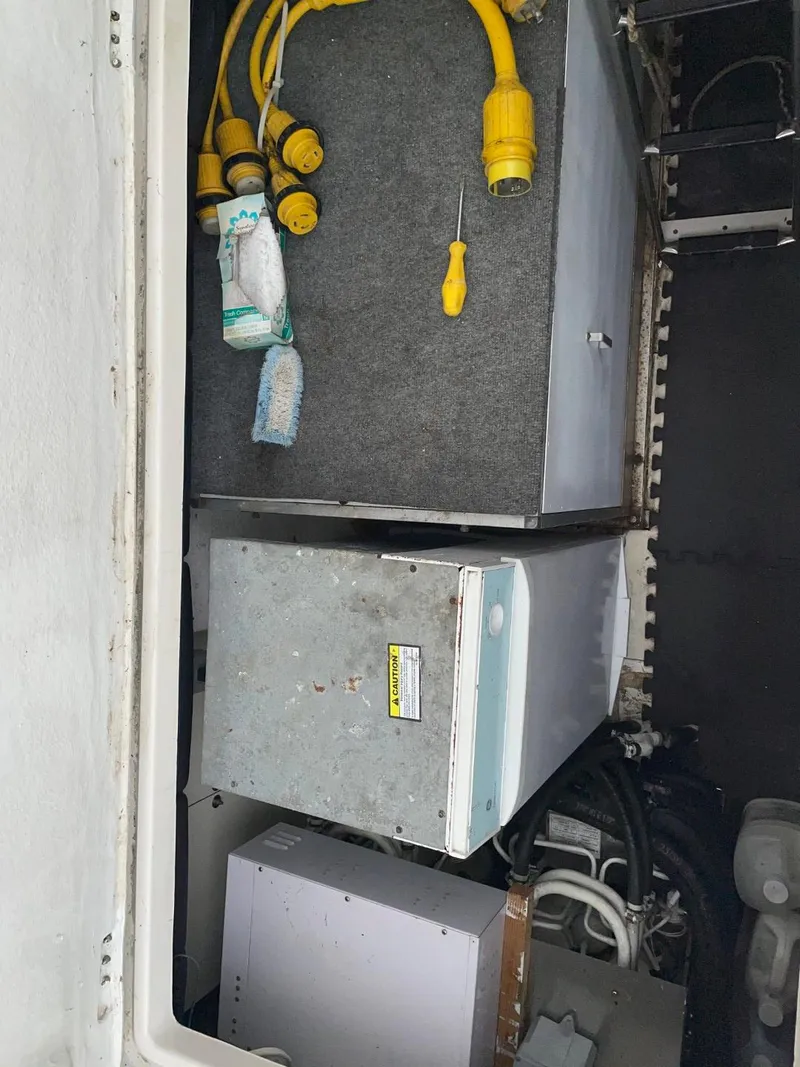 Slide: The Image of Maxum 4600 Custom SCB 1997 - 89