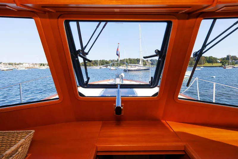 Slide: The Image of Grand Banks 43 Europa 2014 - 72