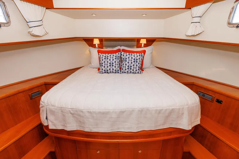 Slide: The Image of Grand Banks 43 Europa 2014 - 75