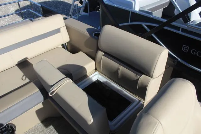 Slide: The Image of Godfrey Sweetwater 2486 SFL 2025 - 10