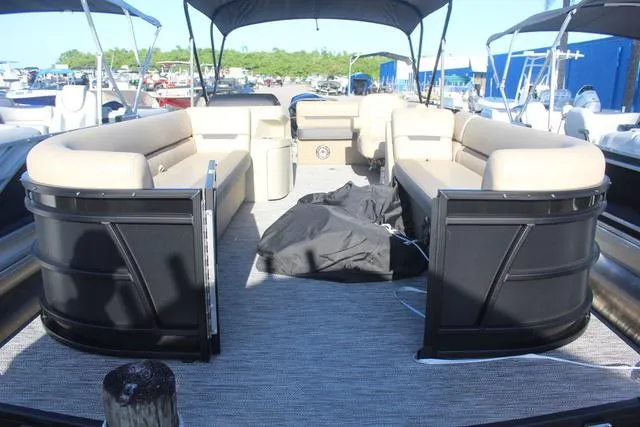 Slide: The Image of Godfrey Sweetwater 2486 SFL 2025 - 2