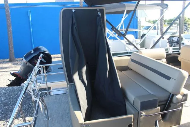 Slide: The Image of Godfrey Sweetwater 2486 SFL 2025 - 9