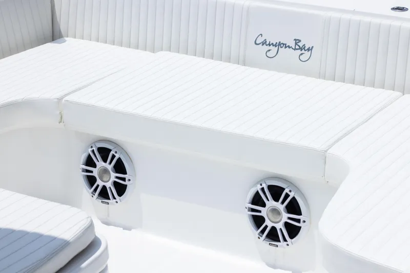 Slide: The Image of Canyon Bay 28h 2023 - 54