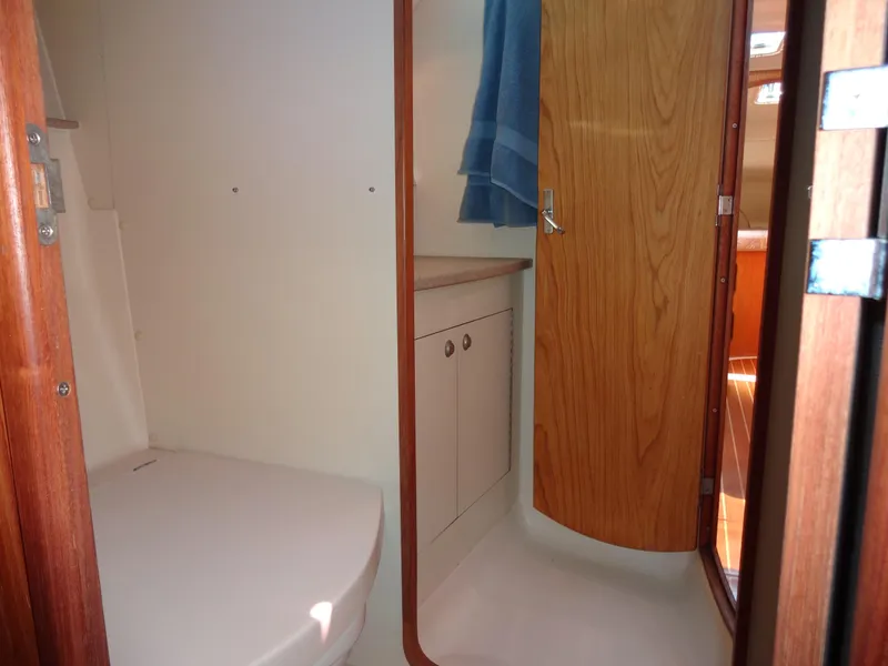 Slide: The Image of Hunter 380 2001 - 67
