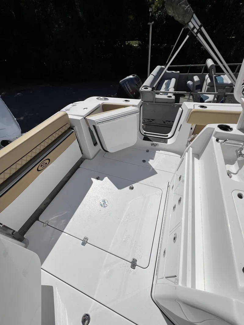 Slide: The Image of Sportsman Open 322 Center Console 2025 - 20