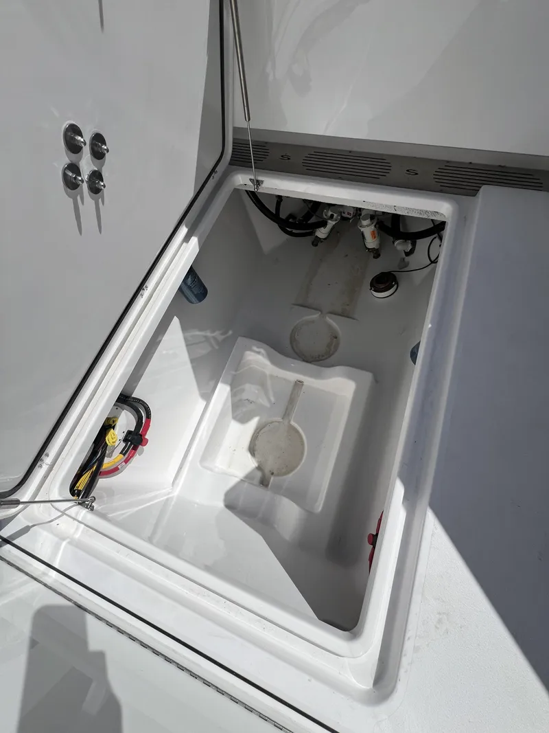 Slide: The Image of Sportsman Open 322 Center Console 2025 - 7