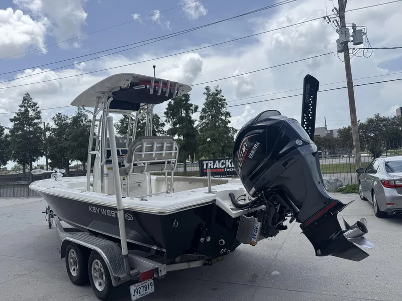 Slide: The Image of Key West 230 Bay Reef 2022 - 8