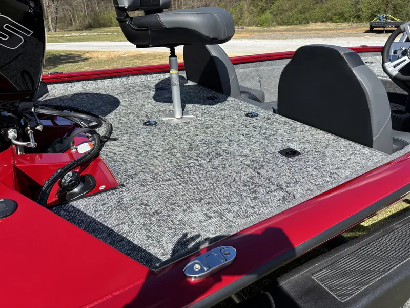 Slide: The Image of Tracker Pro Team 195 TXW Tournament Edition 2025 - 13