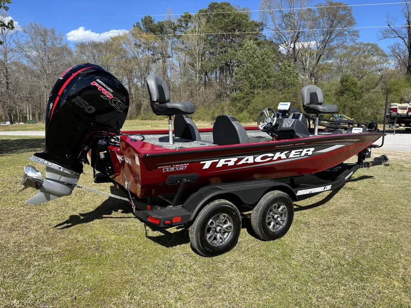 Slide: The Image of Tracker Pro Team 195 TXW Tournament Edition 2025 - 4