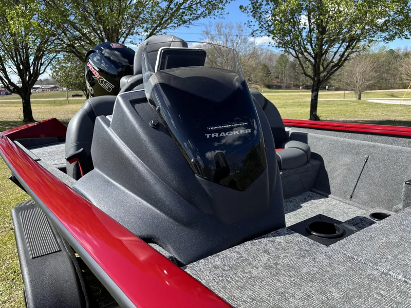 Slide: The Image of Tracker Pro Team 195 TXW Tournament Edition 2025 - 7