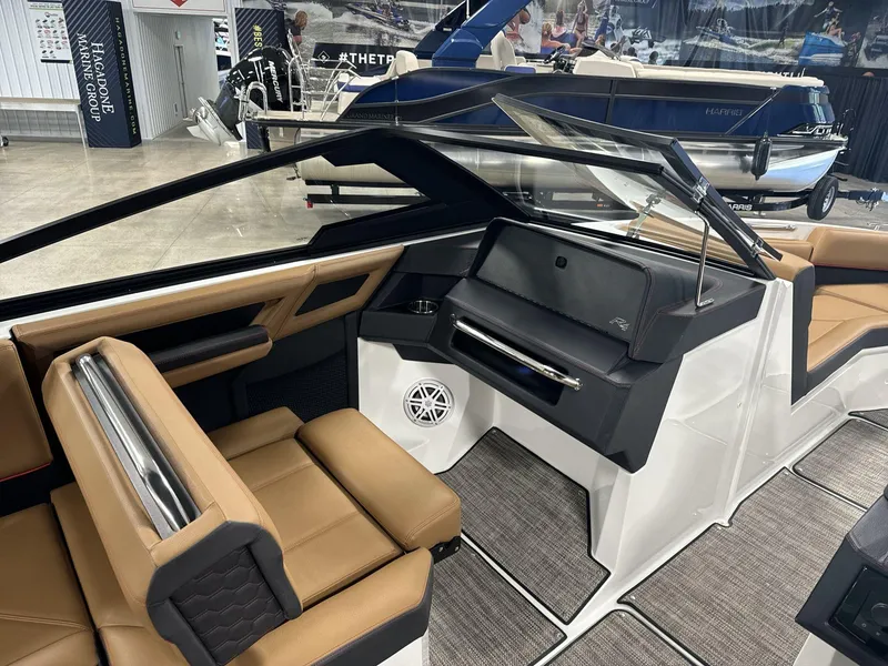 Slide: The Image of Cobalt R4 Surf 2025 - 17