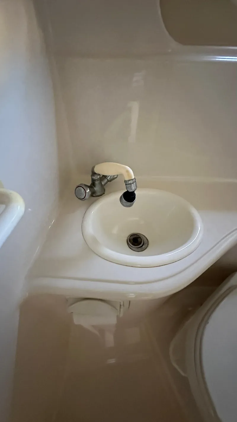 Slide: The Image of Monterey 270 For Sale, Monterey for sale, cruisers yachts for sale, sea ray for sale, sea ray, bayliner for sale, bayliner, maxim boat for sale, maxim, REV Yacht Sales, Fishing Long Island Youtube - 38