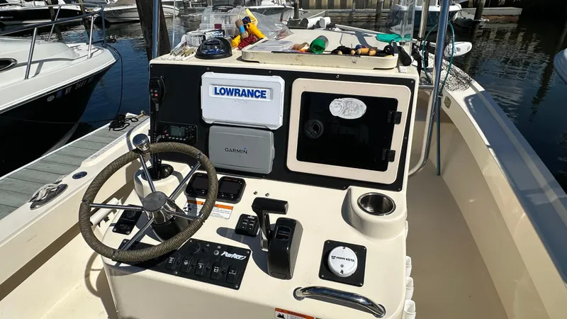 Slide: The Image of Parker Boats, Parker boats for sale, Steiger Craft, Mako, Edgewater, Contender, Pair Customs, Regulator, Polar, Sea Hunt, Maycraft, Cape Horn, Jones Brothers, Parker 23 SE For Sale, REV Yacht Sales, Long Island Fishing Youtube, Privateer - 8