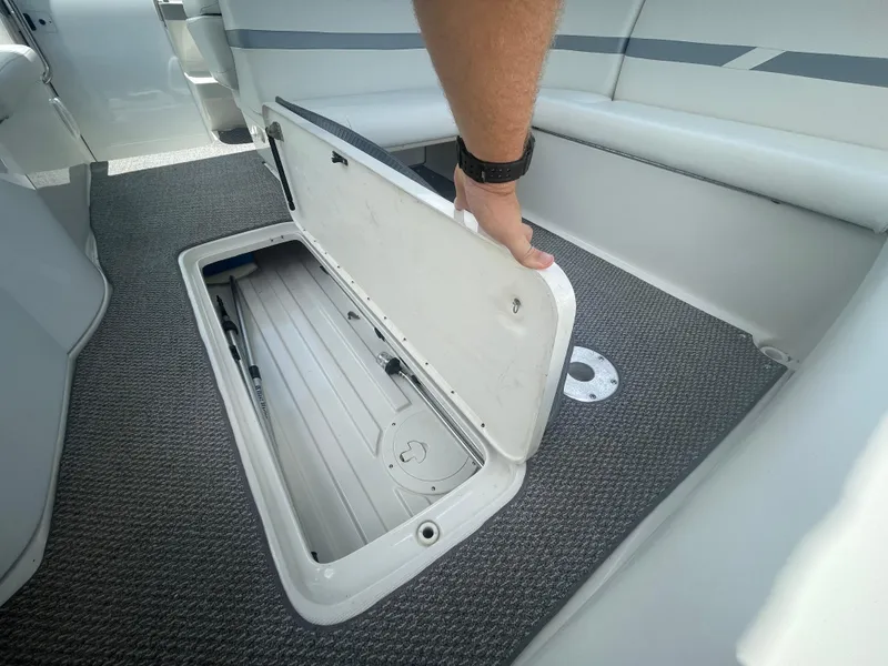 Slide: The Image of Formula 330 Sun Sport 2000 - 23