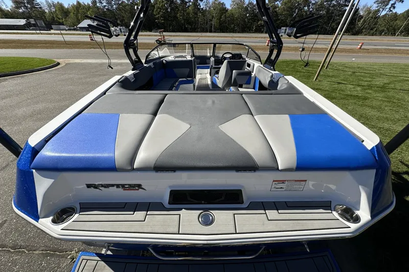 Slide: The Image of Moomba Max 2019 - 115