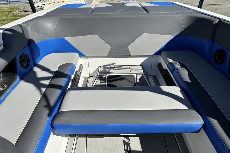 Slide: The Image of Moomba Max 2019 - 125