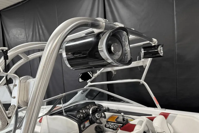 Slide: The Image of Nautique Super Air Nautique 210 Team 2009 - 11