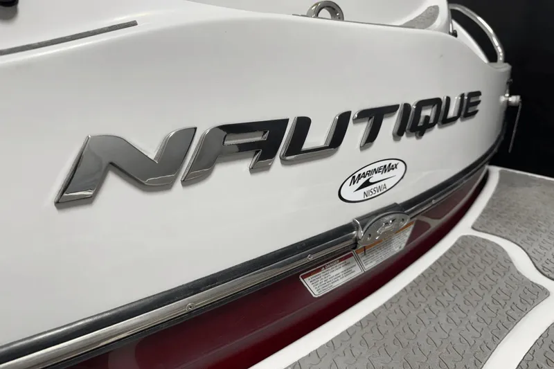 Slide: The Image of Nautique Super Air Nautique 210 Team 2009 - 30