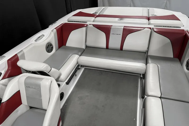 Slide: The Image of Nautique Super Air Nautique 210 Team 2009 - 51