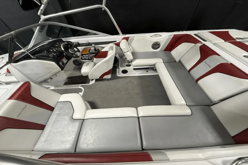 Slide: The Image of Nautique Super Air Nautique 210 Team 2009 - 9