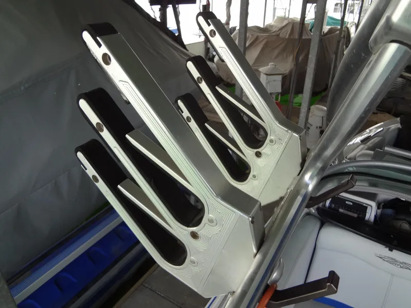Slide: The Image of Wakeboard rack on 2004 MasterCraft X-Star boat in storage. - 33
