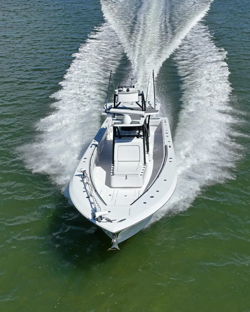 Slide: The Image of 2018 SeaHunter 39 Tournament boat cruising on open water. - 6