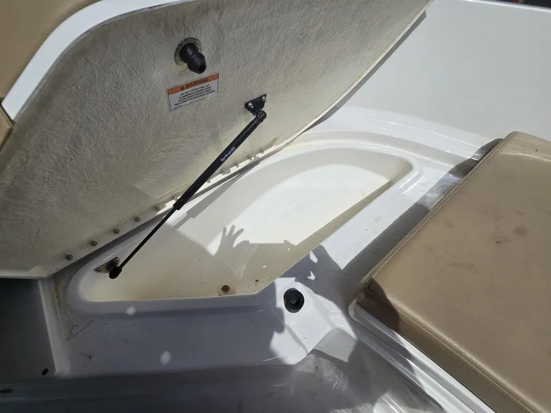 Slide: The Image of Bayliner Trophy T20CC 2022 - 64